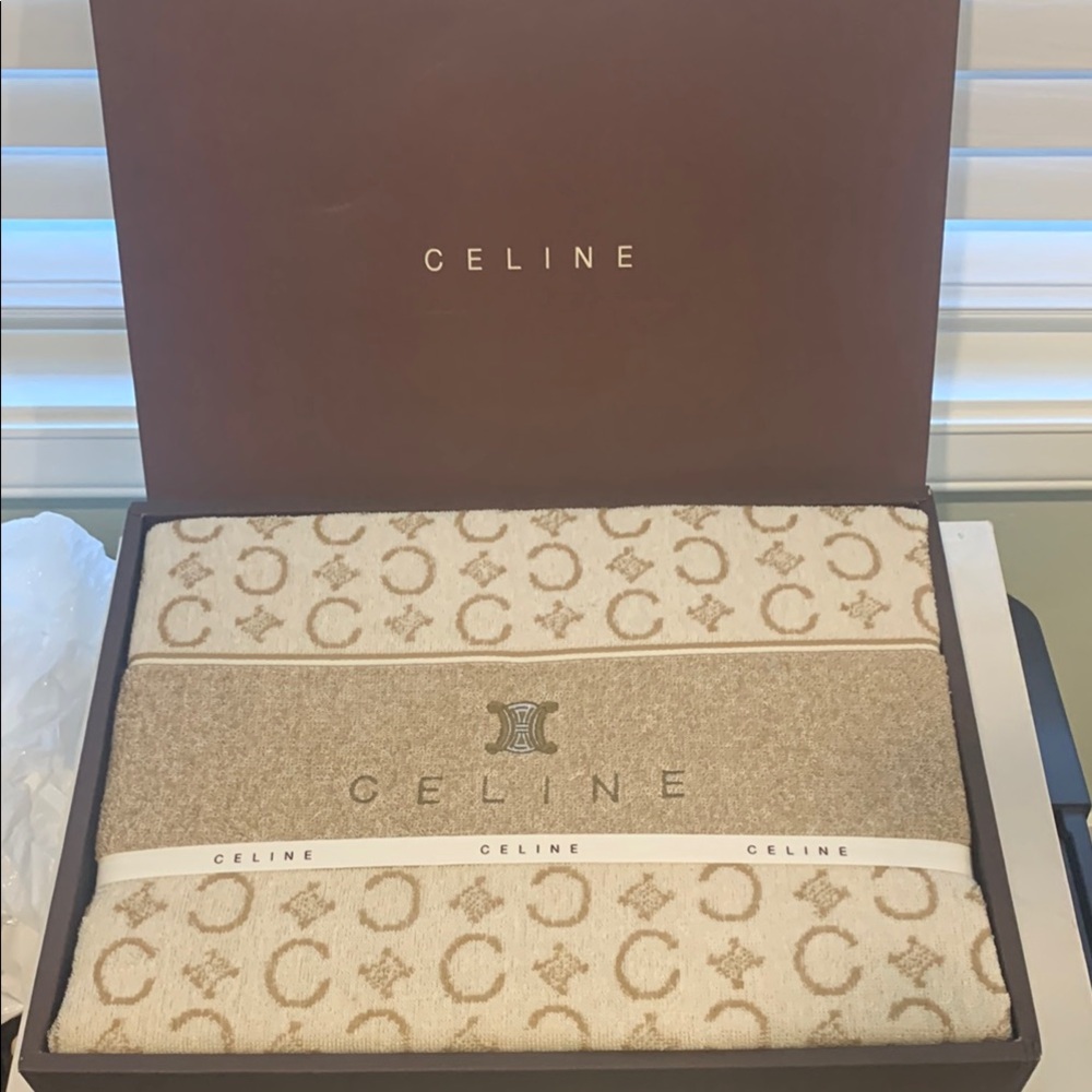 Celine Beige and Cream Bath Towel